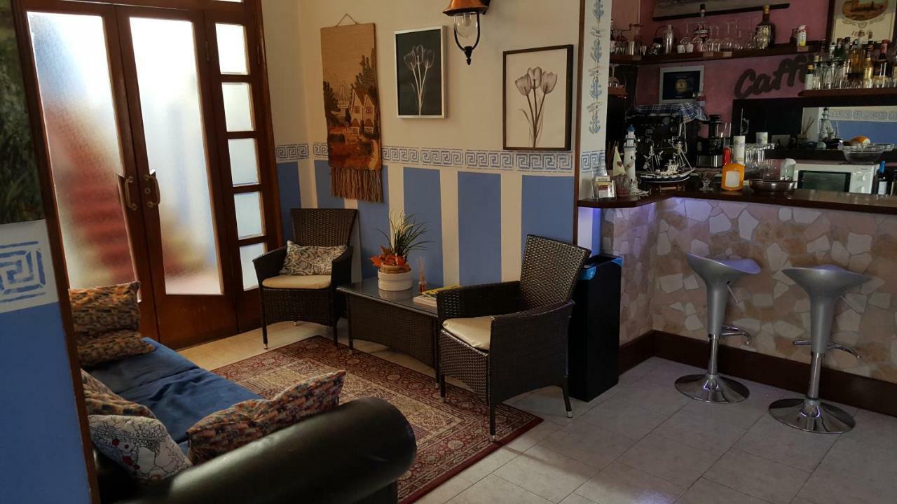 Hotel Villa Italia B&B Porto Azzurro Exterior foto